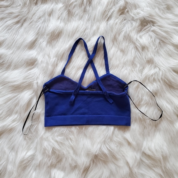 ROYAL BLUE CRISS CROSS CROPPED TANK - Picture 2 of 2